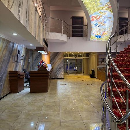 Dimet Park Hotel Van Ngoại thất bức ảnh