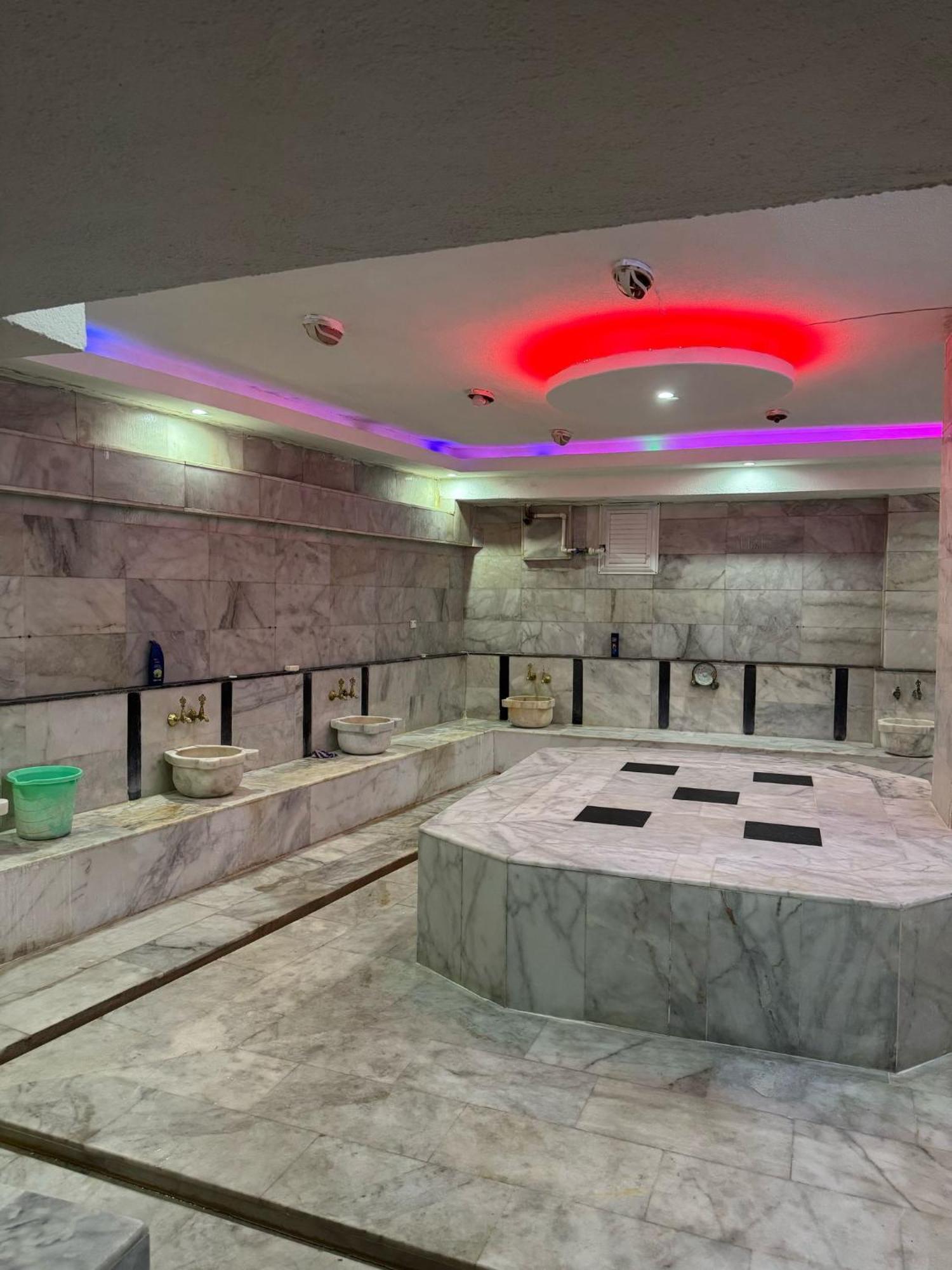 Dimet Park Hotel Van Ngoại thất bức ảnh