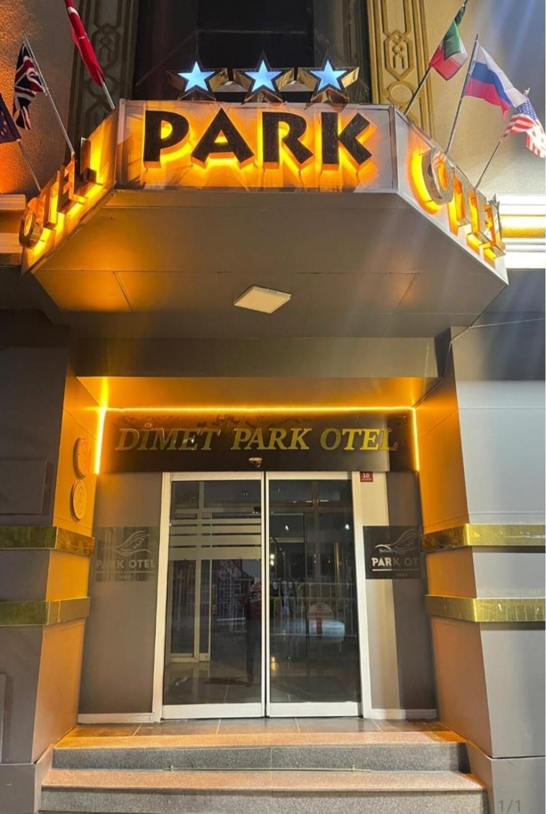 Dimet Park Hotel Van Ngoại thất bức ảnh